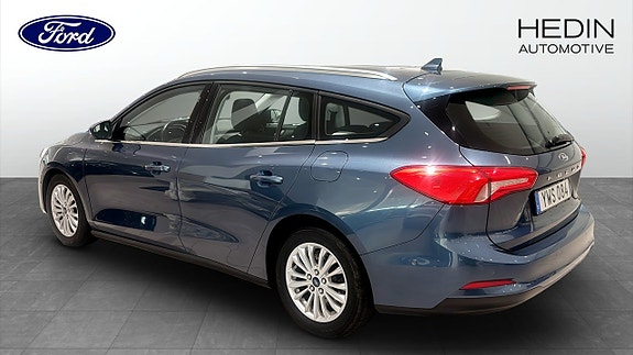 Ford Focus 2 of 12