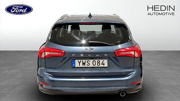 Ford Focus 7 of 12