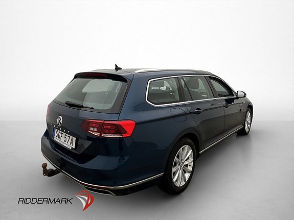 Volkswagen Passat 8 of 30