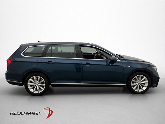 Volkswagen Passat 9 of 30