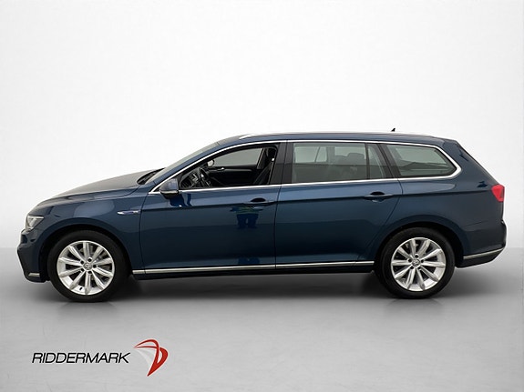 Volkswagen Passat 4 of 30