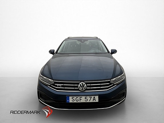 Volkswagen Passat 2 of 30