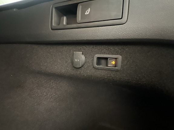 Volkswagen Passat 27 of 30