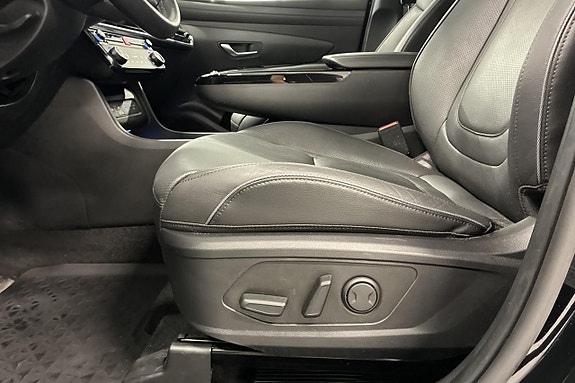 Hyundai Tucson 13 of 18