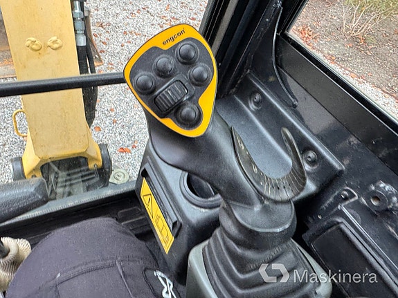 Grävmaskin Yanmar VIO25-4 14 of 27