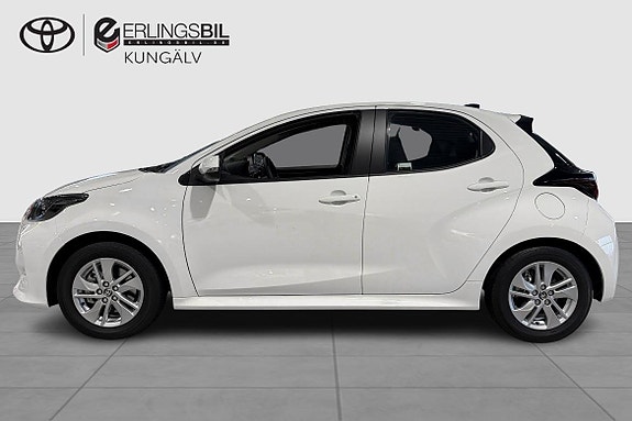 Toyota Yaris 3 of 11