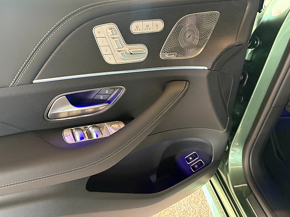 Mercedes-Benz GLE53 10 of 12
