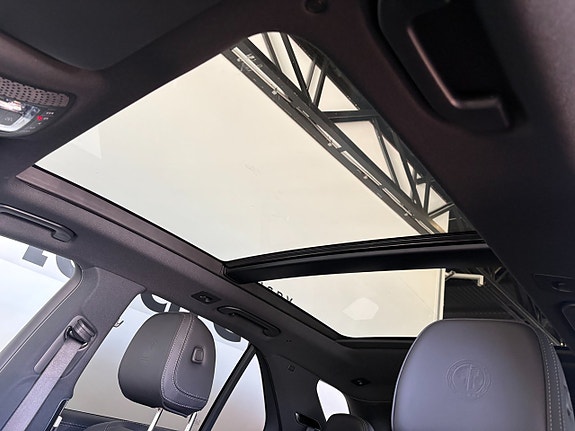 Mercedes-Benz GLE53 9 of 12