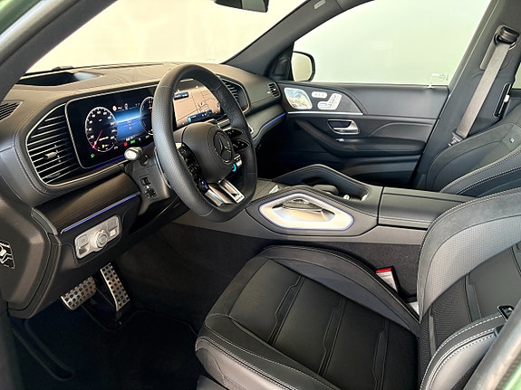 Mercedes-Benz GLE53 11 of 12
