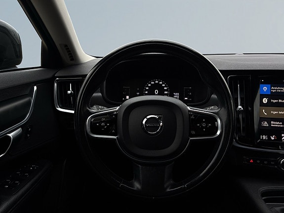 Volvo V90 Cross Country 9 of 22