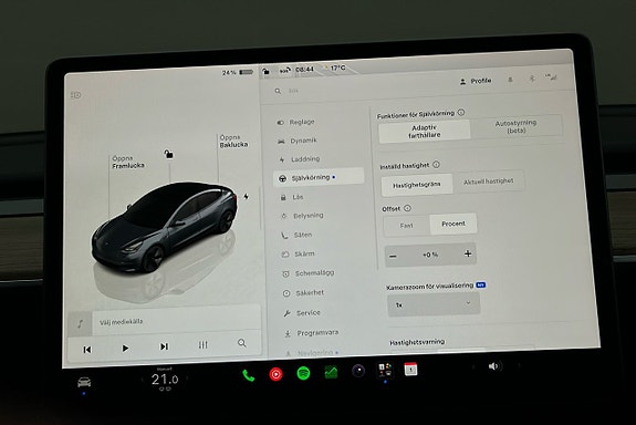 Tesla Model 3 24 of 26