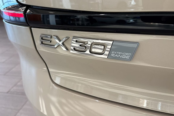 Volvo EX30 12 of 27