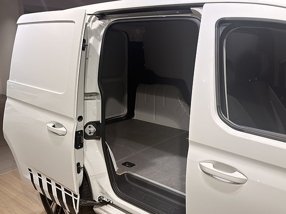 Volkswagen Caddy 8 of 19