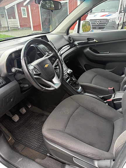 Chevrolet Orlando 6 of 14