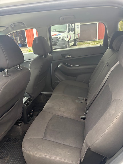 Chevrolet Orlando 8 of 14