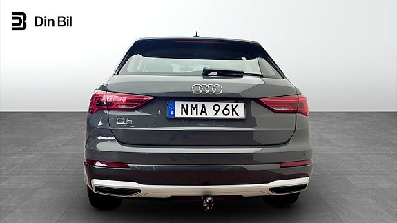 Audi Q3 5 of 12