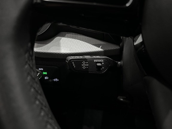 Audi Q2 10 of 15