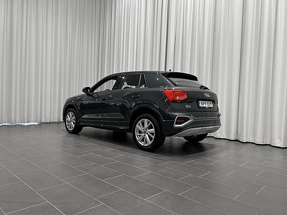 Audi Q2 3 of 15