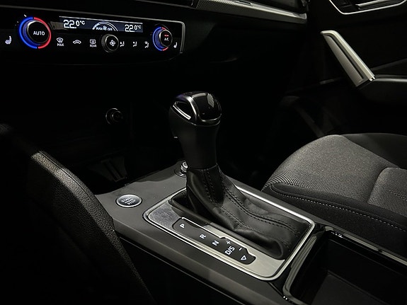 Audi Q2 14 of 15