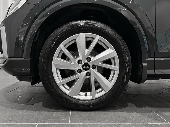 Audi Q2 5 of 15