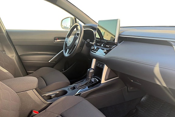 Toyota Corolla Cross 7 of 16