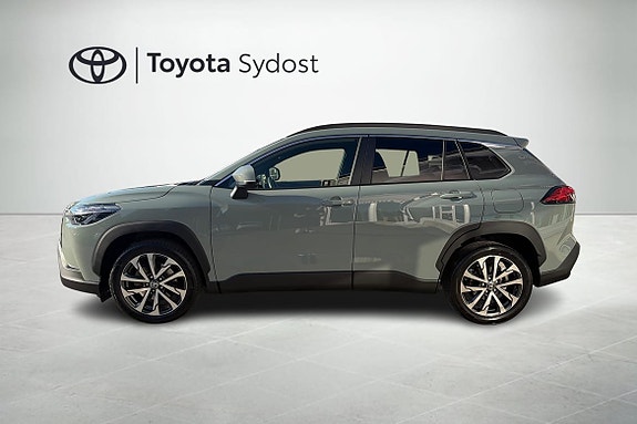 Toyota Corolla Cross 4 of 16