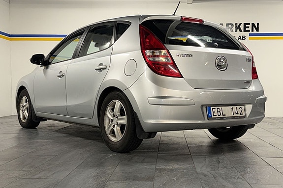 Hyundai i30 10 of 30