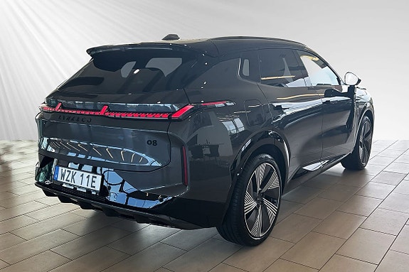 Lynk & Co 08 4 of 30
