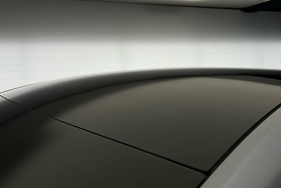 Tesla Model Y 19 of 26