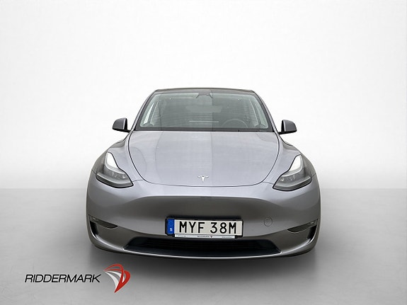 Tesla Model Y 3 of 30