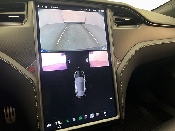 Tesla Model S 19 of 30