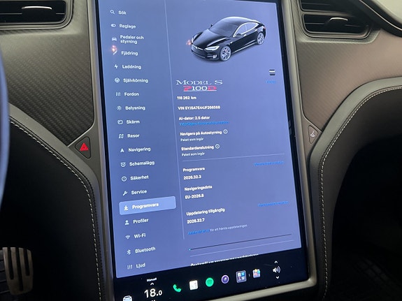 Tesla Model S 23 of 30