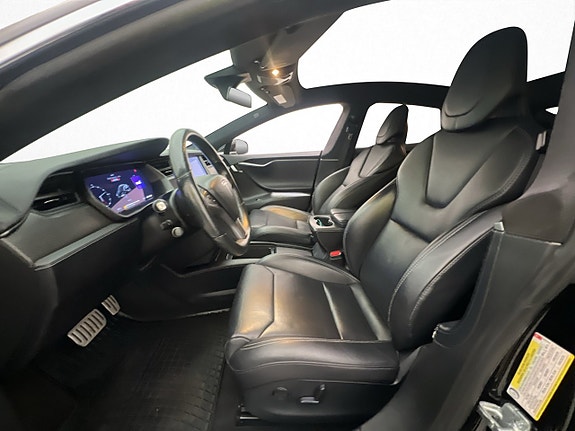 Tesla Model S 15 of 30