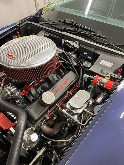 Chevrolet Corvette 10 of 13