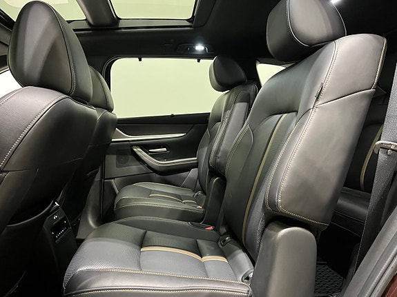 Mazda CX-80 12 of 23