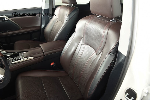 Lexus RX450h 27 of 29