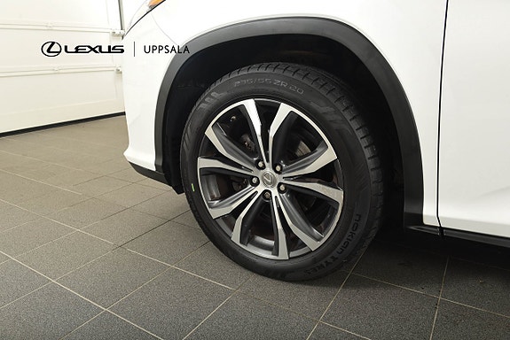 Lexus RX450h 26 of 29