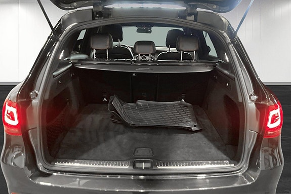 Mercedes-Benz GLC220 d 17 of 17