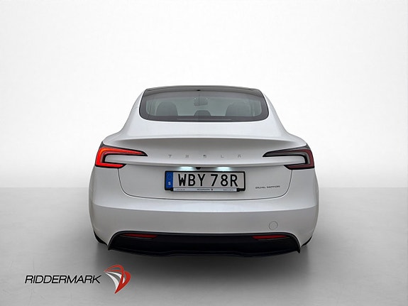 Tesla Model 3 8 of 30