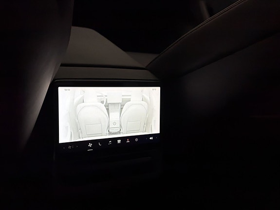 Tesla Model 3 19 of 30