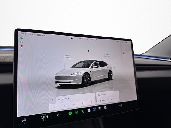 Tesla Model 3 23 of 30