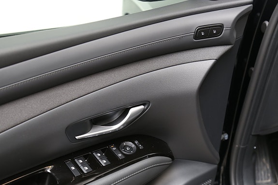 Hyundai Tucson 3 of 20