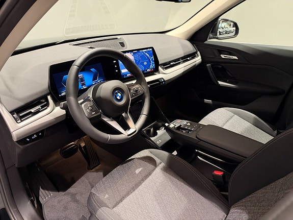 BMW X1 11 of 18