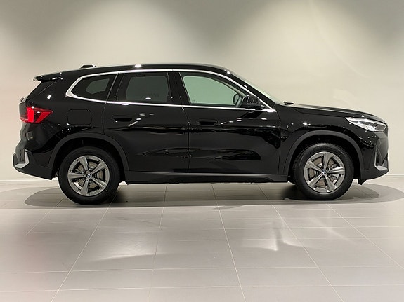 BMW X1 3 of 18