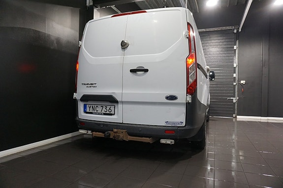 Ford Transit Custom 21 of 22