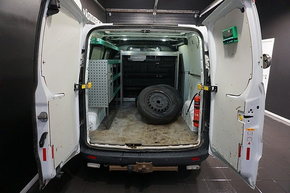 Ford Transit Custom 11 of 22