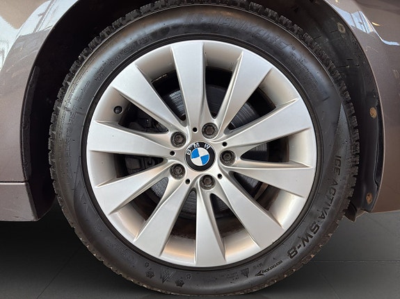 BMW 328i 9 of 24