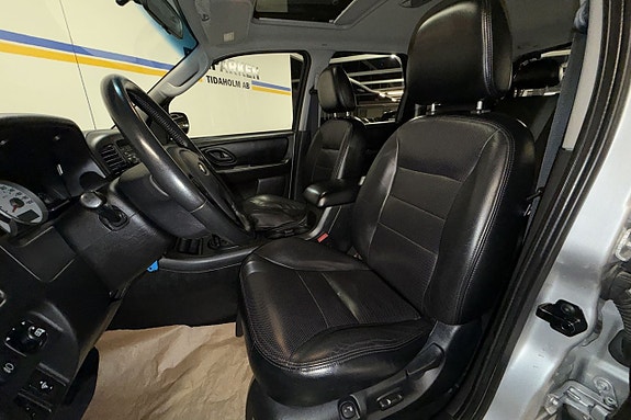Ford Maverick 16 of 28