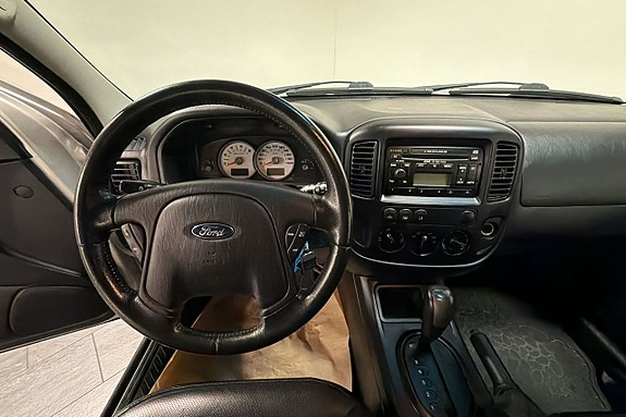 Ford Maverick 18 of 28