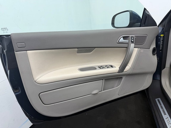 Volvo C70 14 of 20
